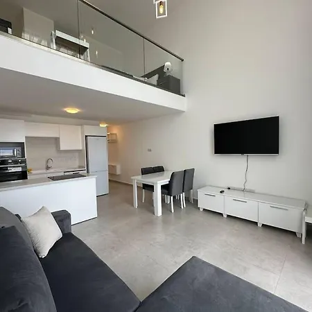 Dejablue, Block C, Unit 22 Apartment